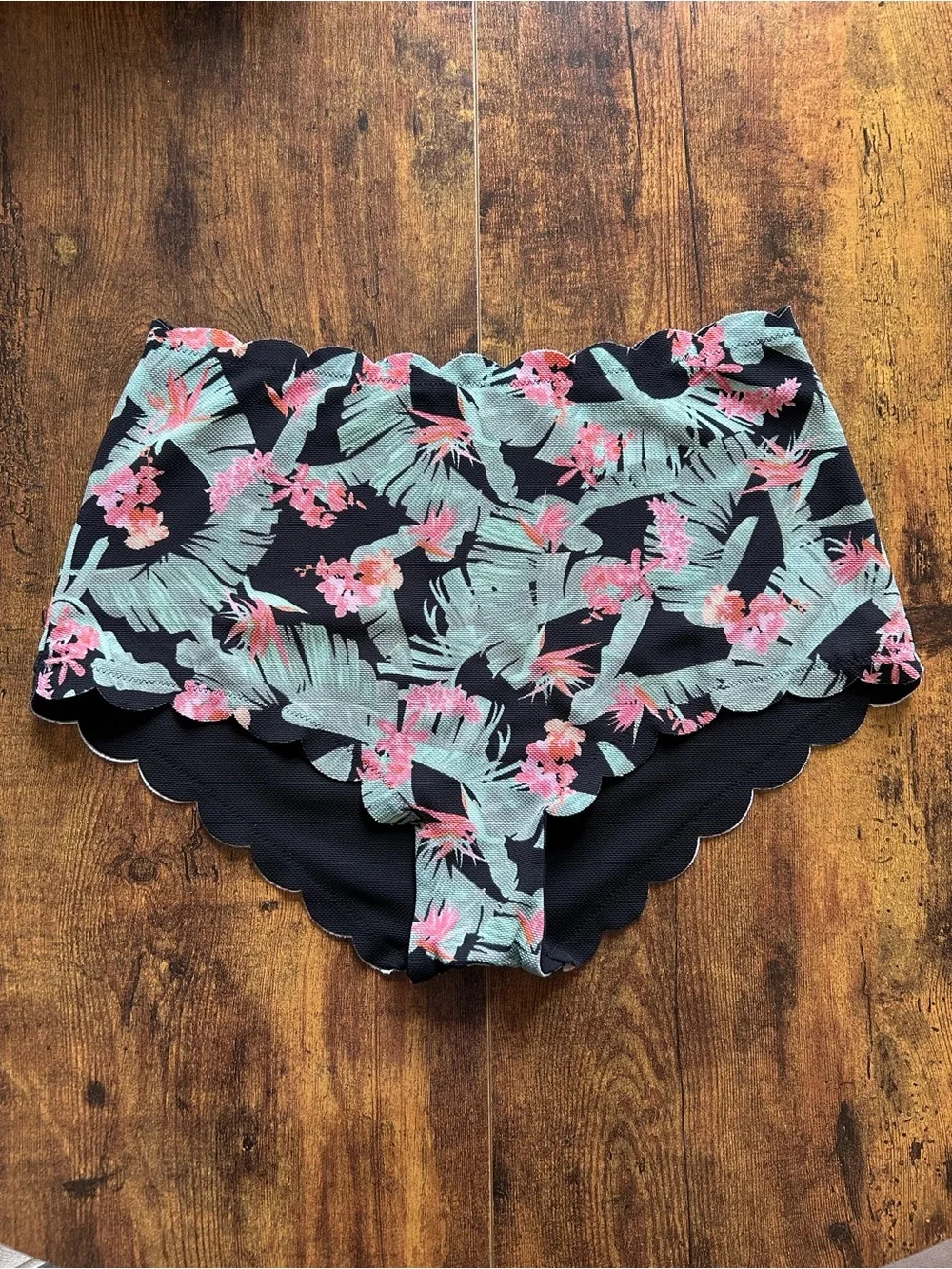 Victoria's Secret Black Floral Scalloped High Waist Boy Short Swim Bottoms